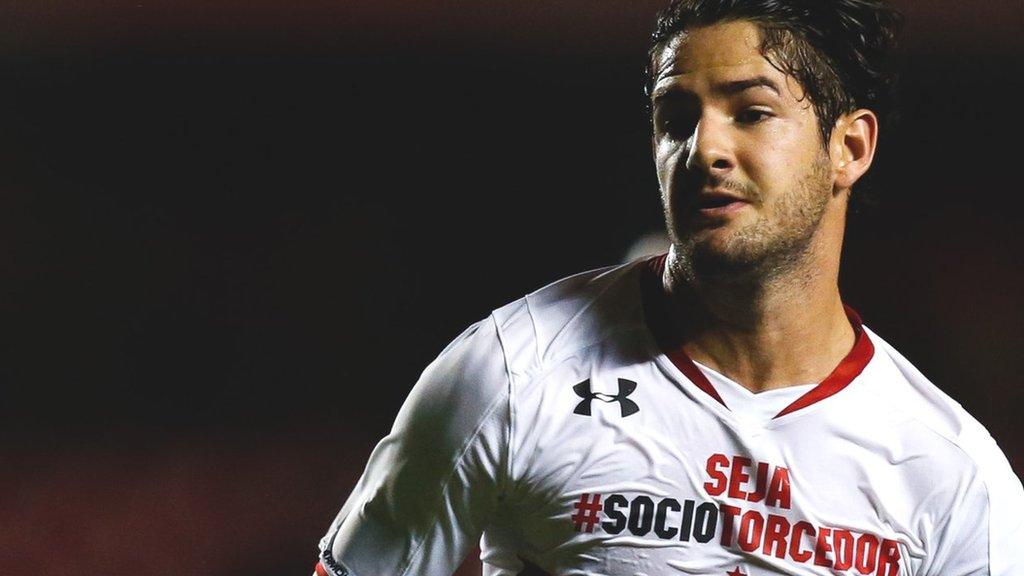 Alexandre Pato