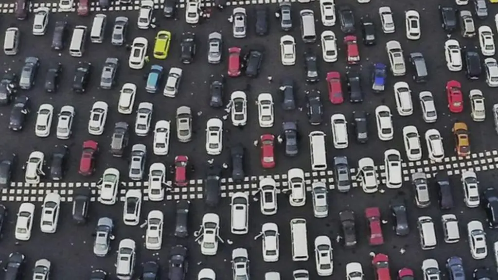 Tailback tales: The world's longest traffic jams? - BBC News