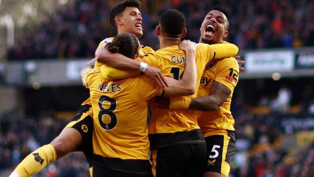 Wolves celebrate