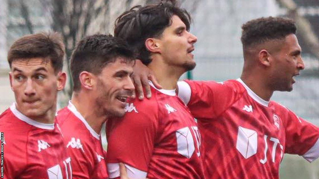 Ruben Mendes celebrates scoring