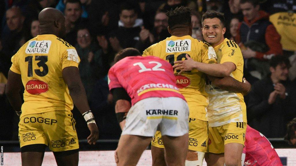 La Rochelle celebrates victory over Gloucester