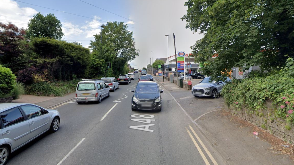 A photo of the a road on the Chepstow A48