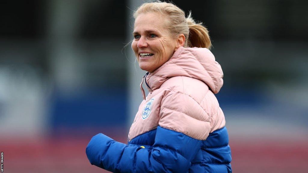 Sarina Wiegman in England training