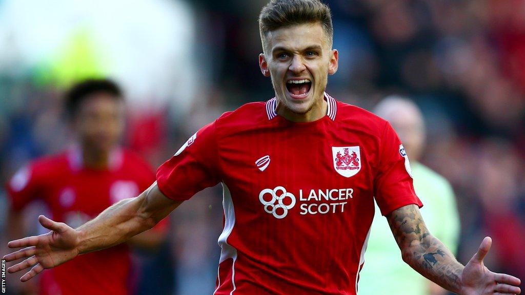 Jamie Paterson celebrates scoring v Nottingham Forest for Bristol City in 2016