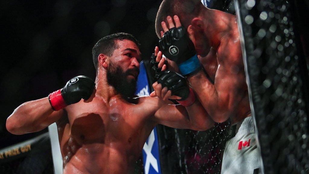 Patricio 'Pitbull' Freire punches Jeremy Kennedy