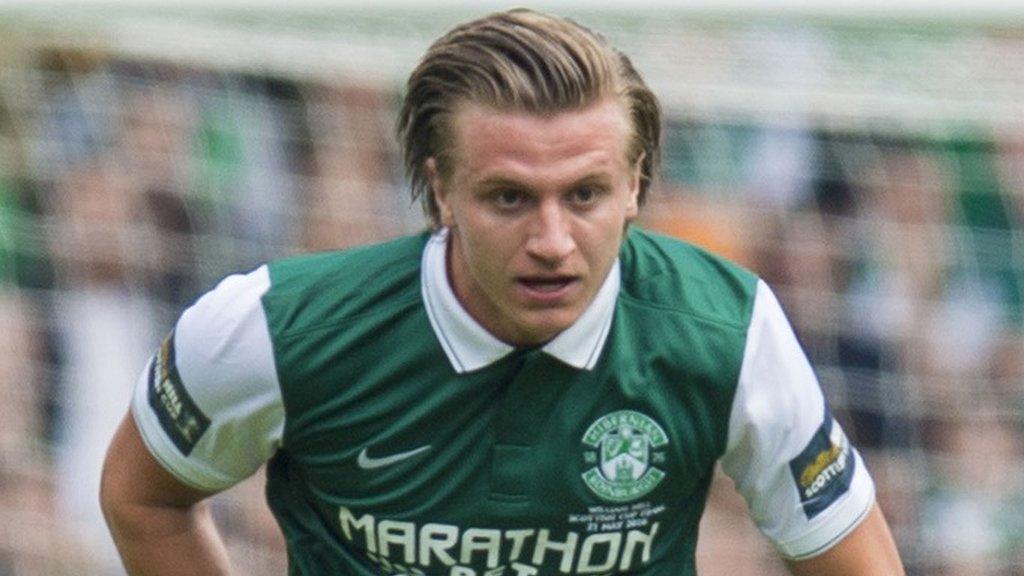 Hibernian striker Jason Cummings