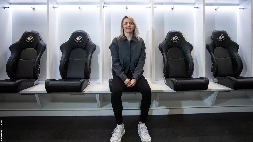 Alice Weekes at the Swansea.com Stadium