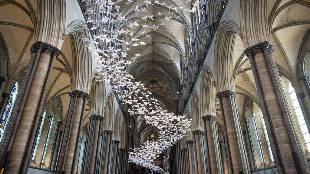 Les Colombes, Salisbury Cathedral, Wiltshire