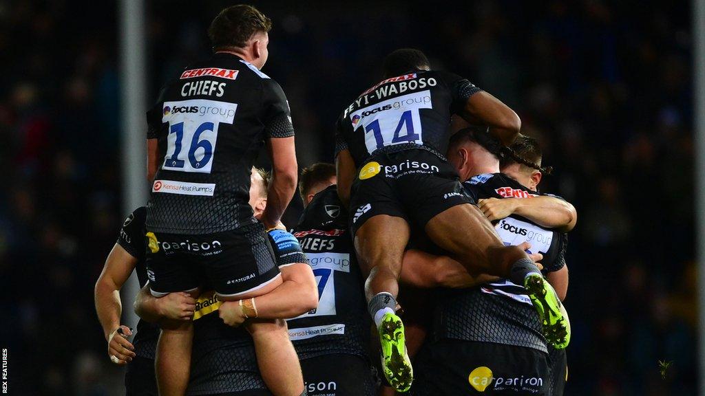 Exeter celebrate beating Gloucester