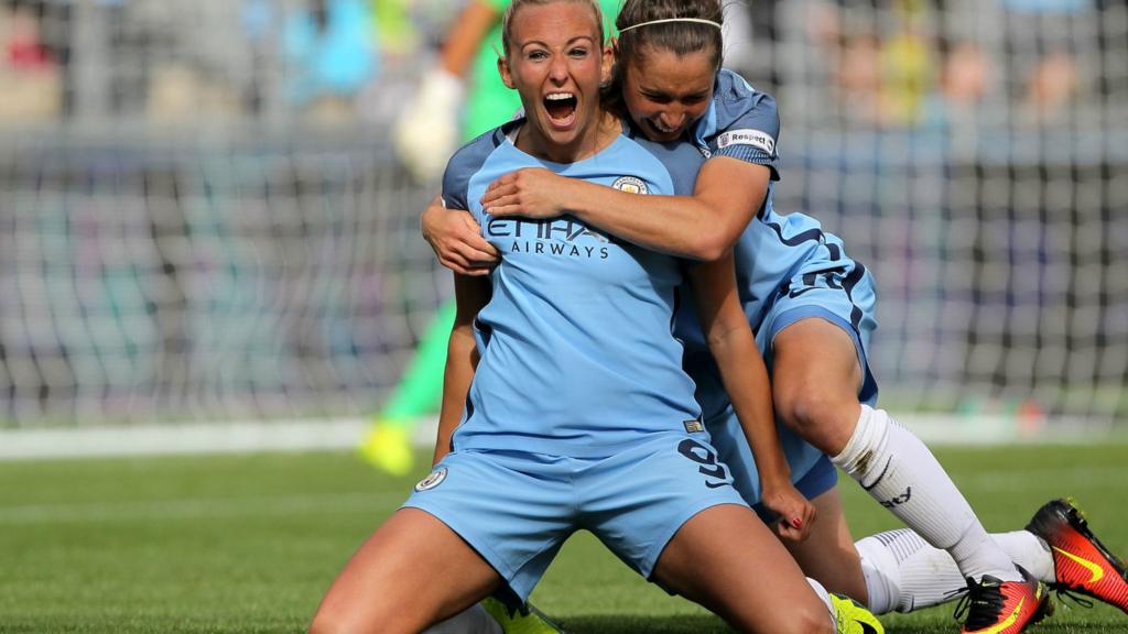 Toni Duggan of Manchester City celebrates