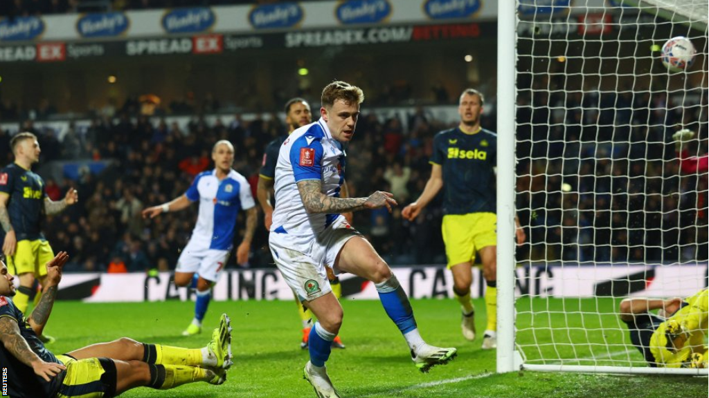 Sammie Szmodics scores for Blackburn