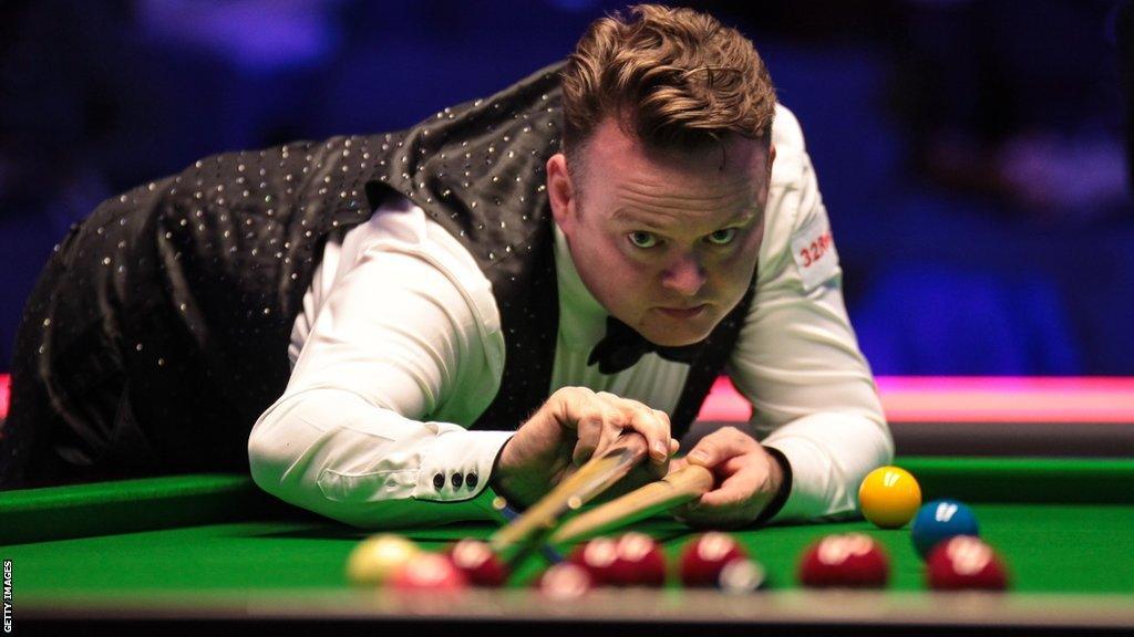 World number seven Shaun Murphy was beaten 4-2 by last season's Shoot Out winner Chris Wakelin