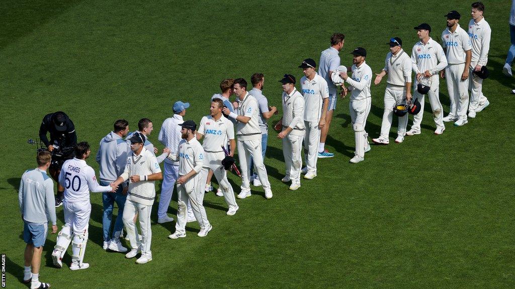 New Zealand and England players shake hands at the Basin Reserve