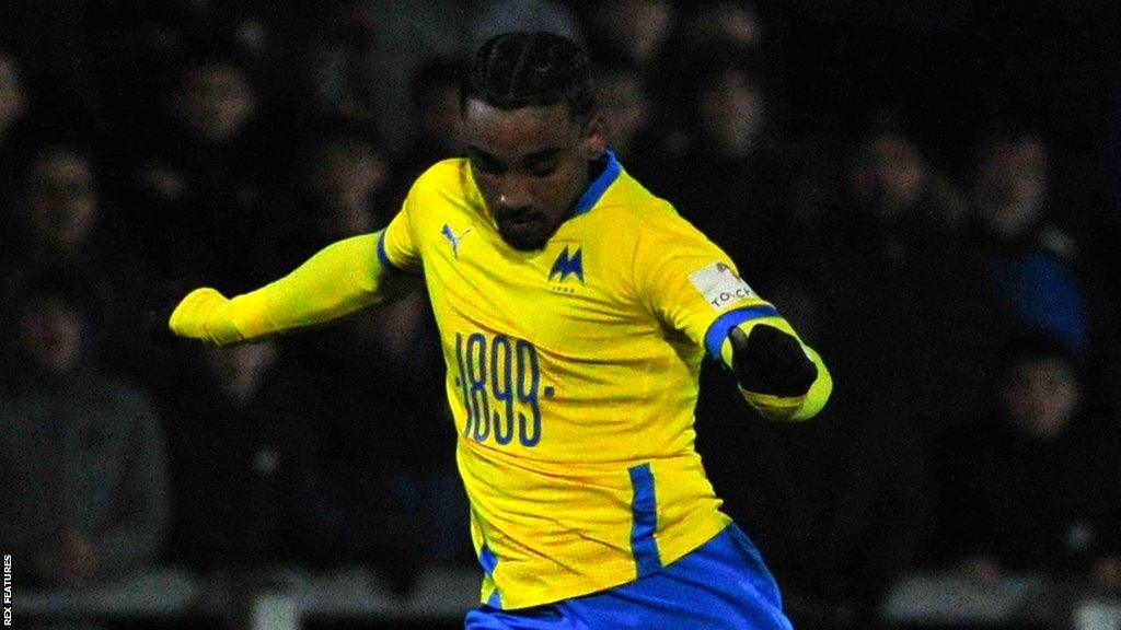 Dillon De Silva plays for Torquay United