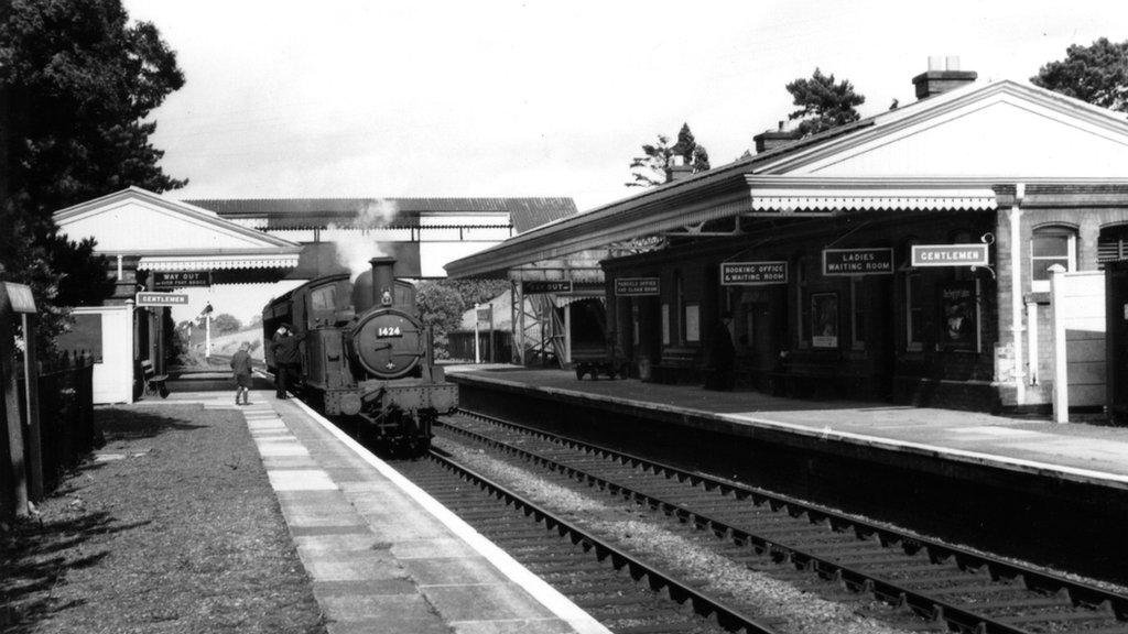 Broadway Station in 1960