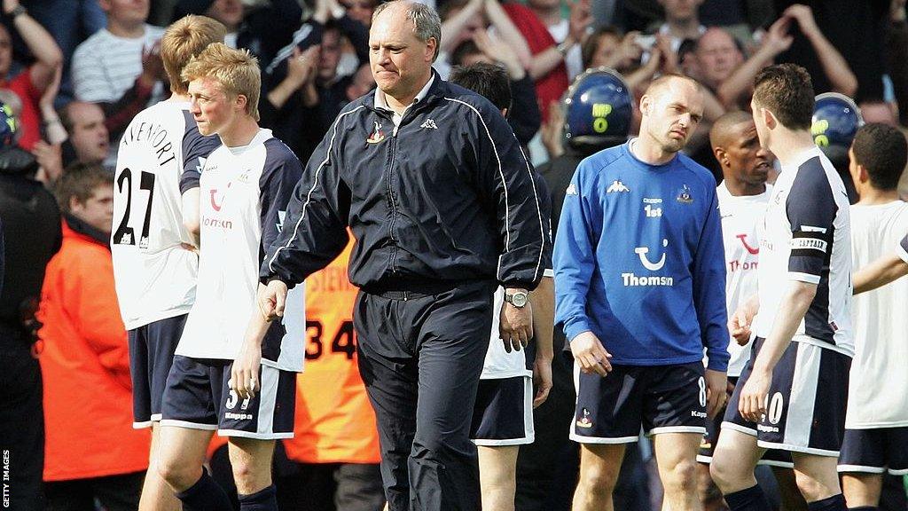 Tottenham Hotspur manager Martin Jol and his players looking dejected after missing out on Champions League football on the final day of the 2005/06 seasons