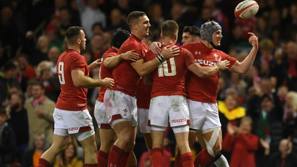 Wales celebrate try