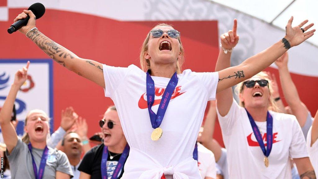 Rachel Daly celebrates winning Euro 2022 at Trafalgar Square