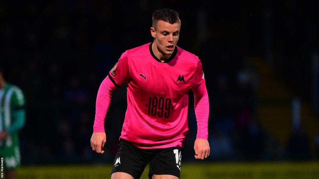 Will Goodwin playing for Torquay United