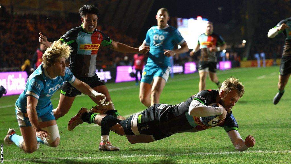 Tyrone Green scores Harlequins' opening try