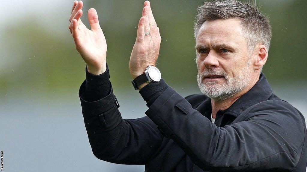 New Bradford City boss Graham Alexander