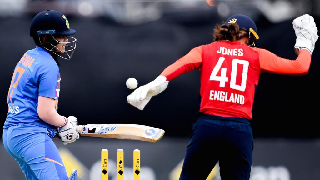 India v England, Women's T20, Melbourne BBC Sport