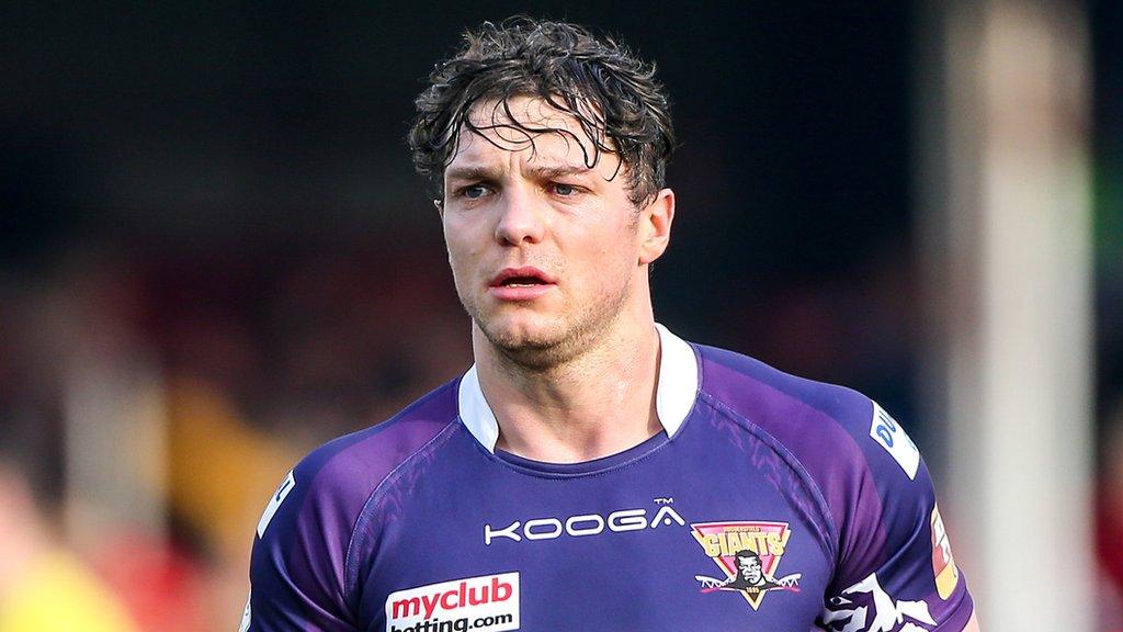 Huddersfield Giants full-back Scott Grix