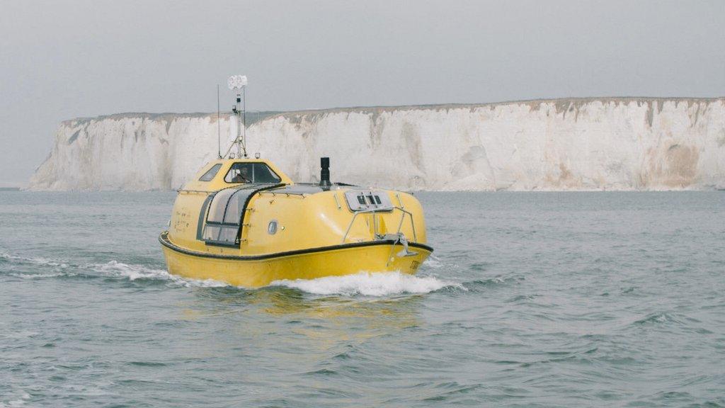 Stødid by the white cliffs of East Sussex