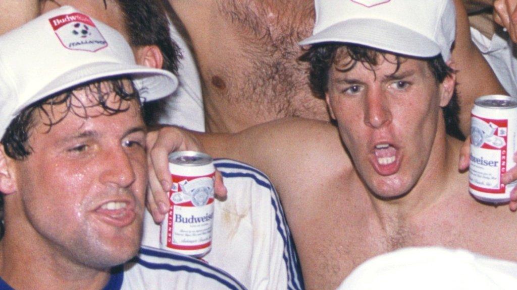 USA players celebrate making the World Cup