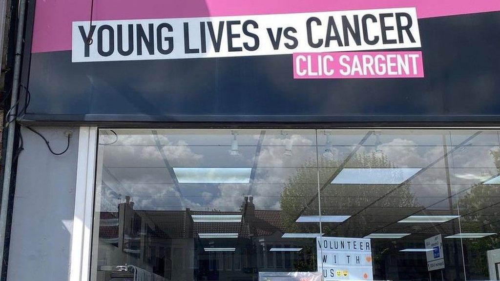 Young Lives vs Cancer logo