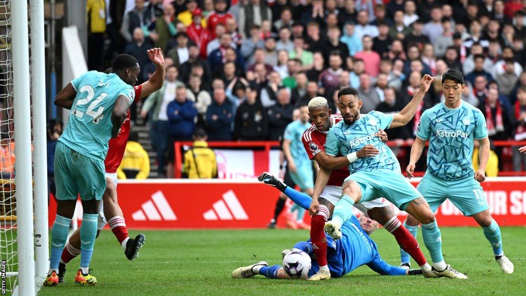 Matheus Cunha scores for Wolverhampton Wanderers at Nottingham Forest in the Premier League