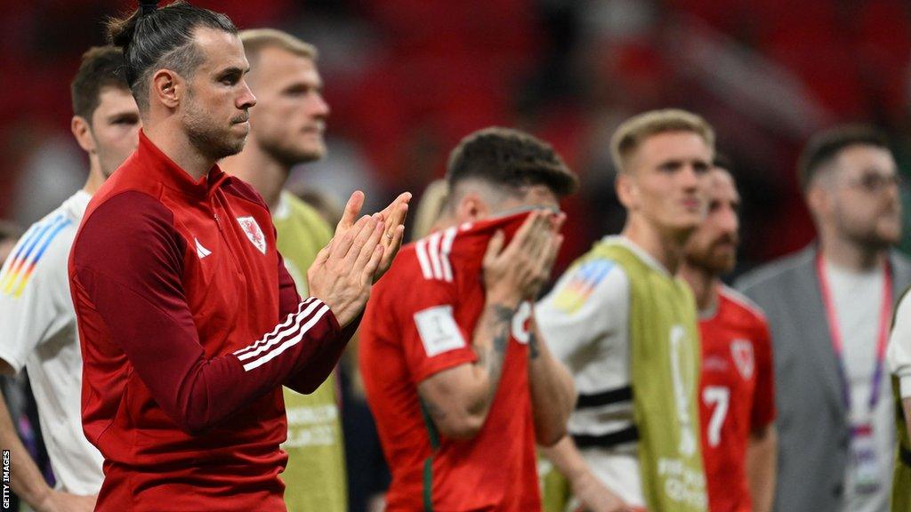 Gareth Bale salutes Wales' fans