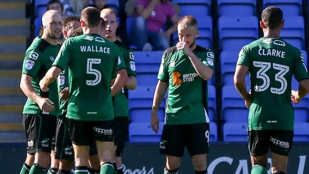 Scunthorpe celebrate David Mirfin's goal