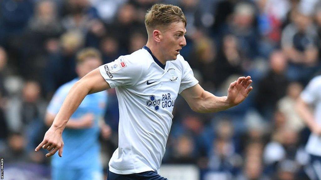 Liam Delap playing for Preston