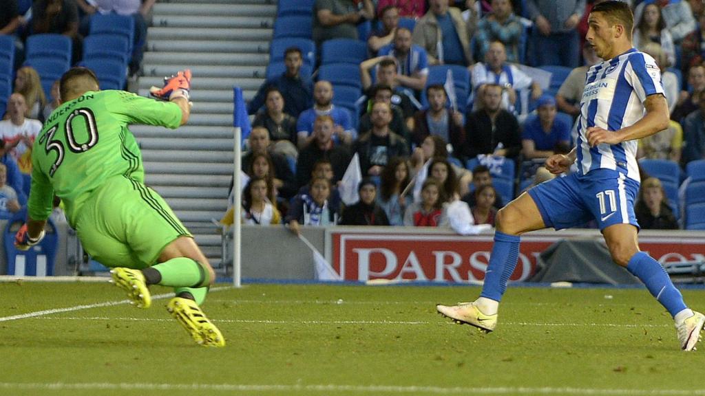 Anthony Knockaert (right)