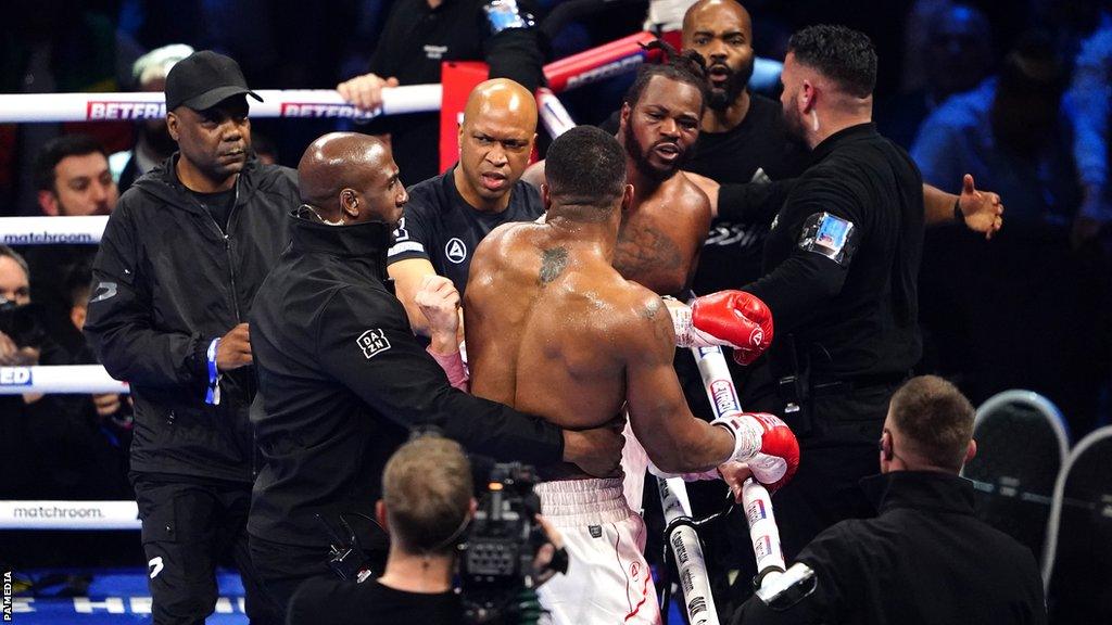 Anthony Joshua clashes with Jermaine Franklin and his corner