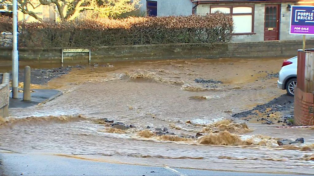 Flooding in Skewen