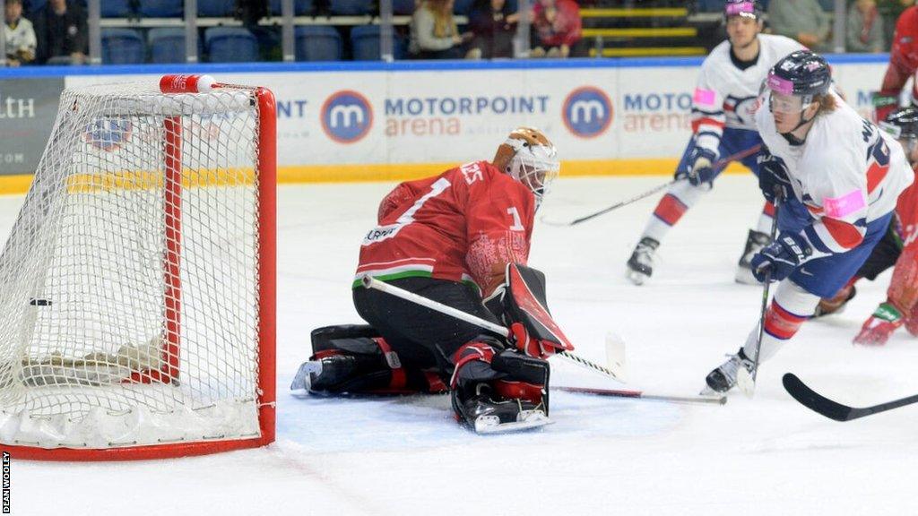 Josh Waller scores for Great Britain against Hungary