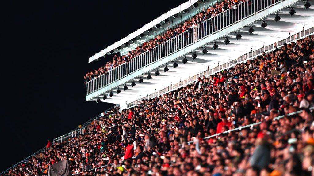 The grandstand of the Las Vegas Grand Prix is looking packed of fans.