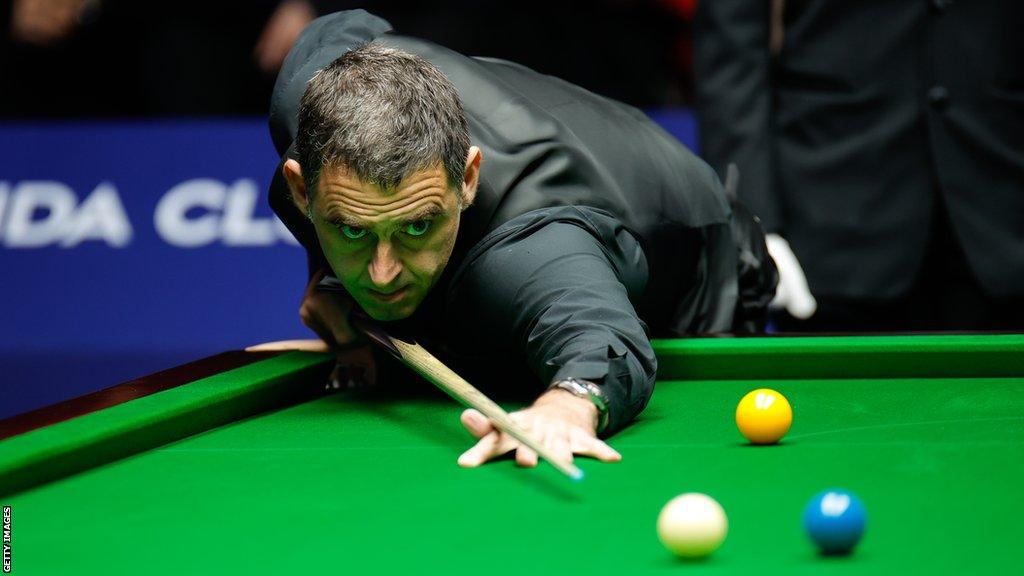 O'Sullivan plays a shot at the Wuhan Open