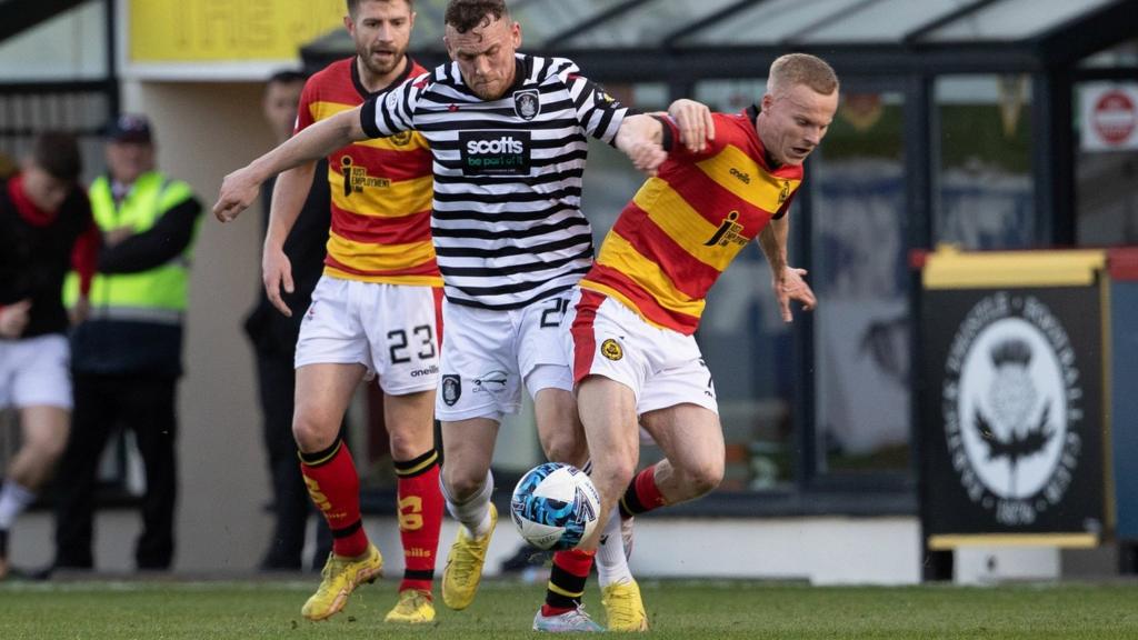 Queen's Park against Partick Thistle