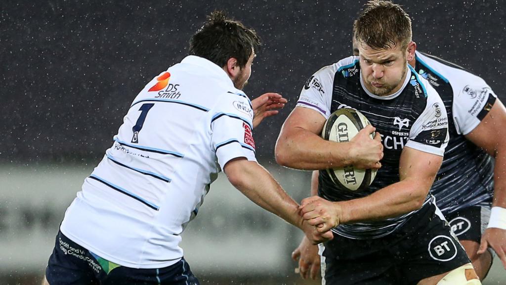 Dan Lydiate takes on Cardiff Blues