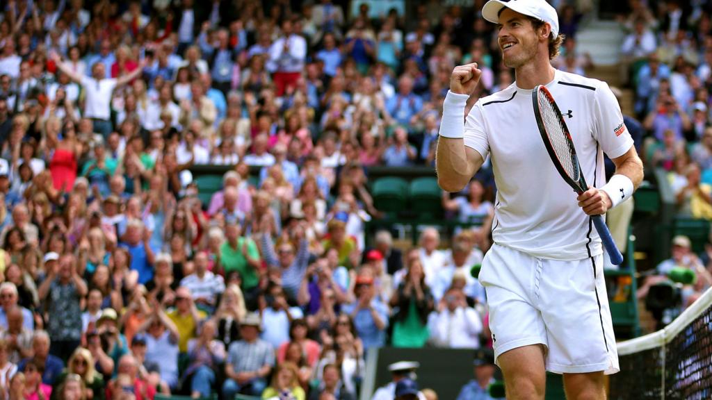 Andy Murray celebrates