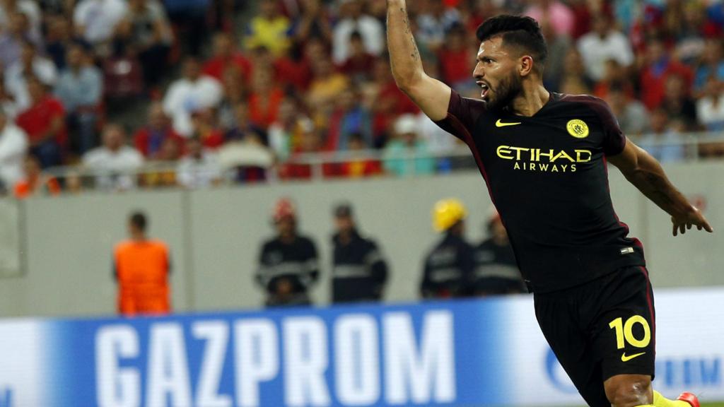 Aguero celebrates