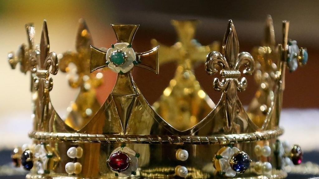 Richard III crown