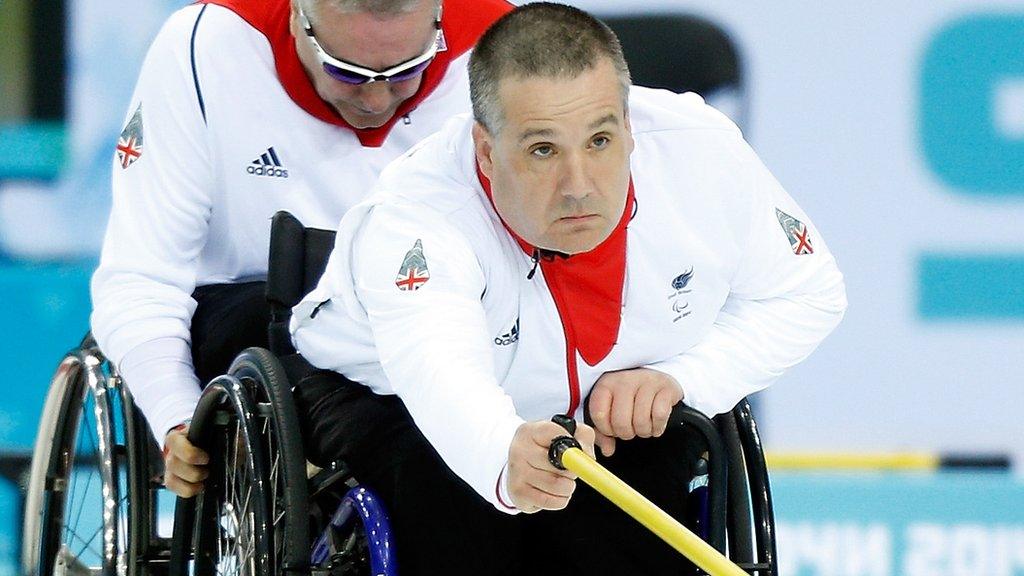 Wheelchair curling