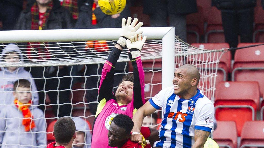 Partick Thistle and Kilmarnock players