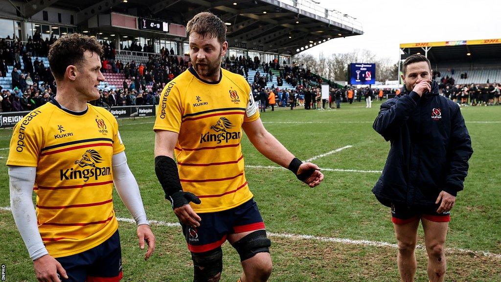 Henderson, Cooney and Burns discuss the game at full-time