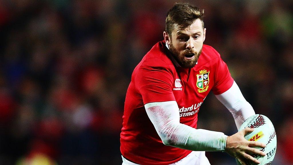 Elliot Daly on the attack for the Lions