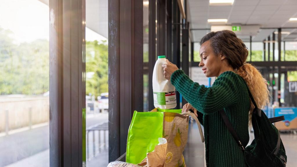 woman packing shopping